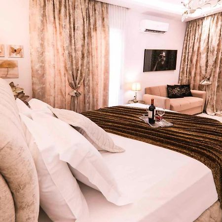 Goldenspace Exquisite Suite Near The Port Volos Eksteriør billede