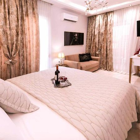 Goldenspace Exquisite Suite Near The Port Volos Eksteriør billede