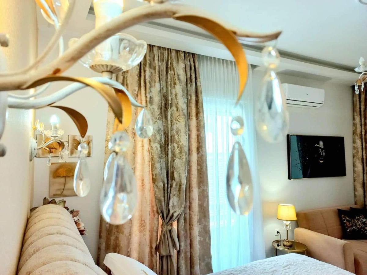 Goldenspace Exquisite Suite Near The Port Volos Eksteriør billede