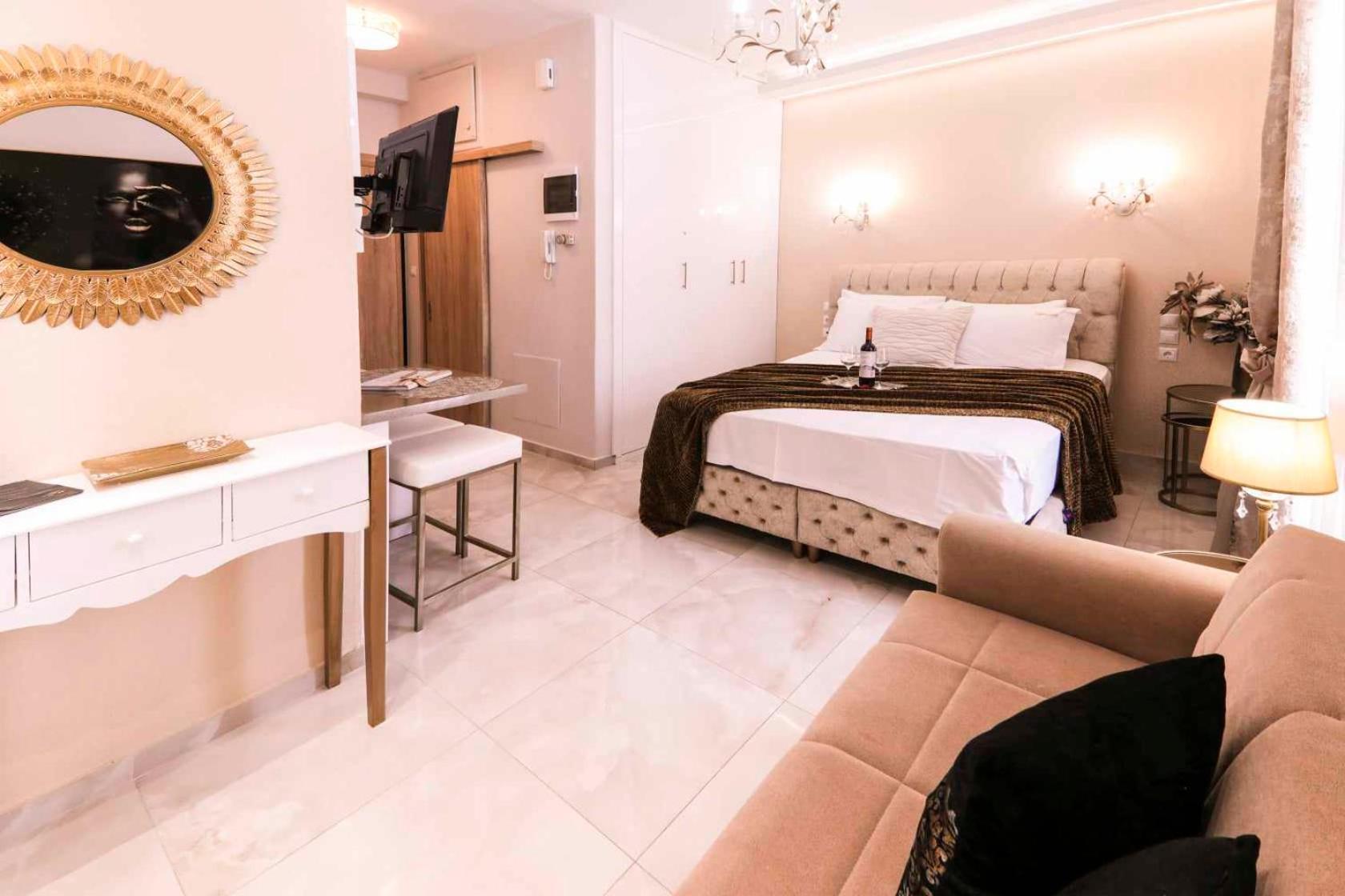 Goldenspace Exquisite Suite Near The Port Volos Eksteriør billede